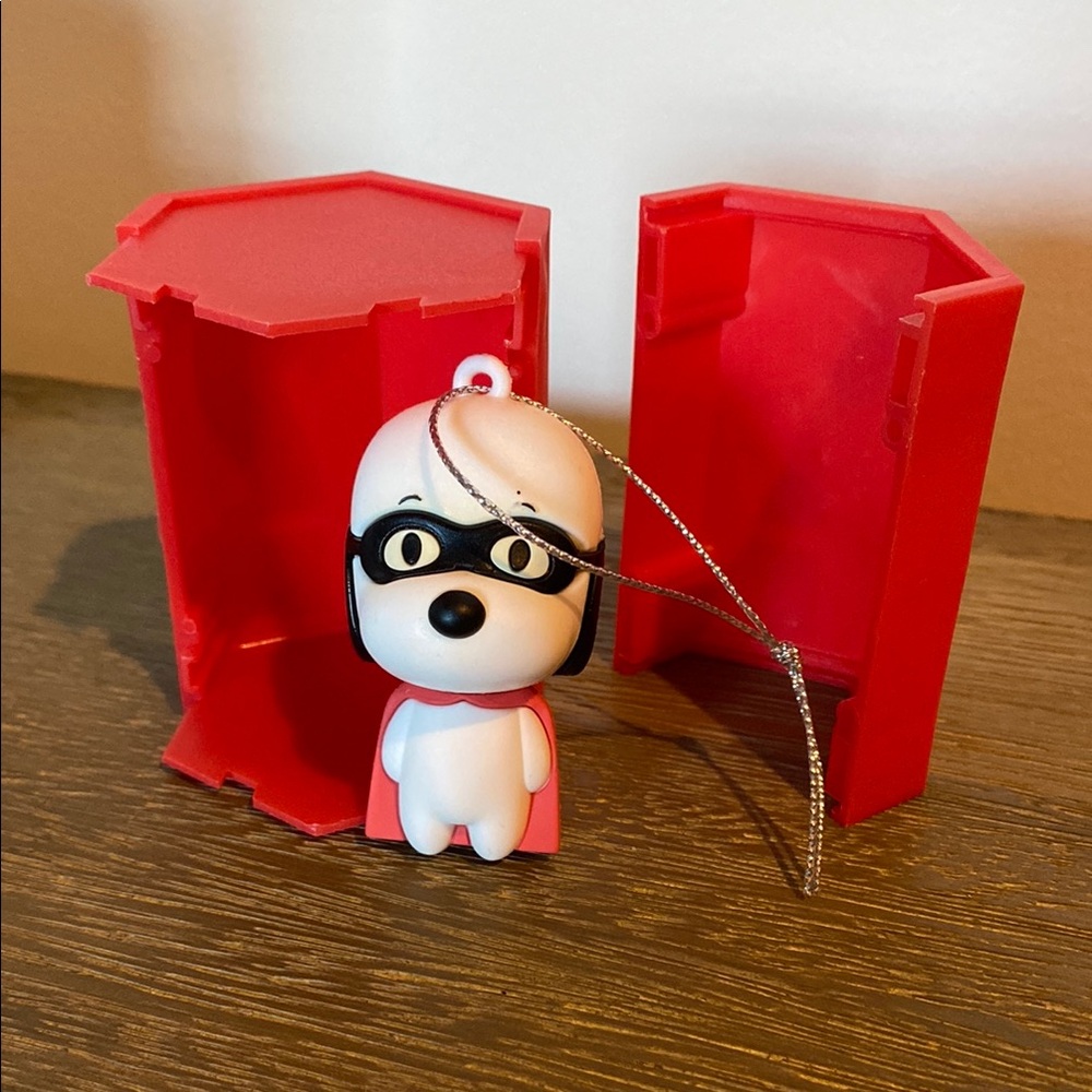 Snoopy Christmas Ornament